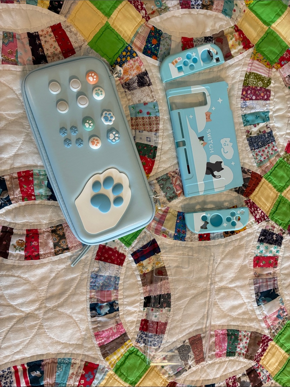 Geekshare Cute Light Blue Paw Print Nintendo Switch Carry Case & Skin Set